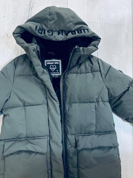 Nádherná zimná bunda, c&a,140