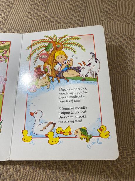 Krásne leporelo riekanky jar,