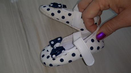 Bodkované capačky, <17