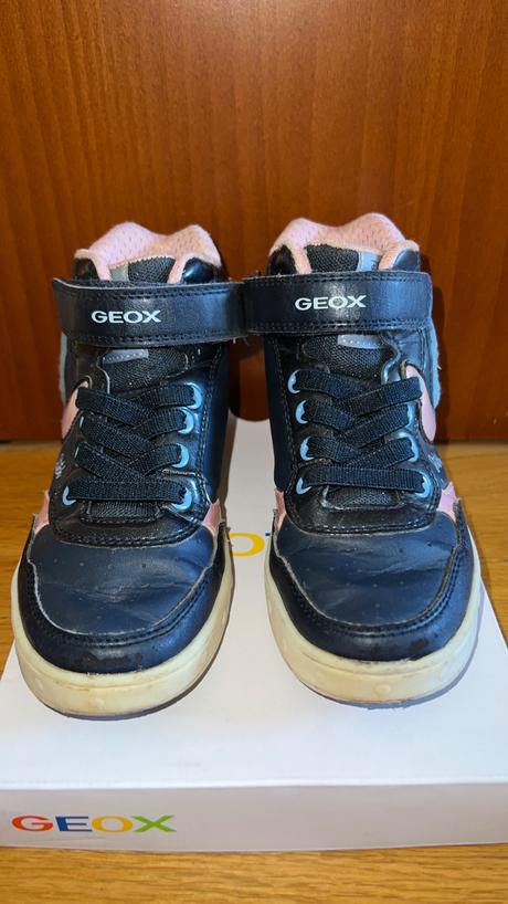 Dievcenske tenisky, geox,28