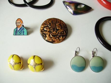 Farebná bižutéria, 