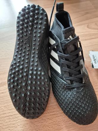 Turfy adidas, adidas,35
