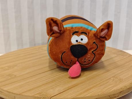 Retro zberateľský plyšový scooby-doo valček tsum,