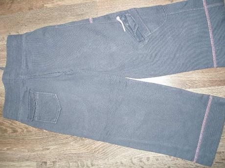 Tepláčky + tričko, 122