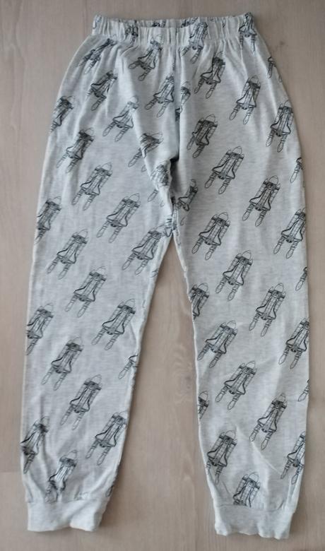 Pyžamo, reserved,158