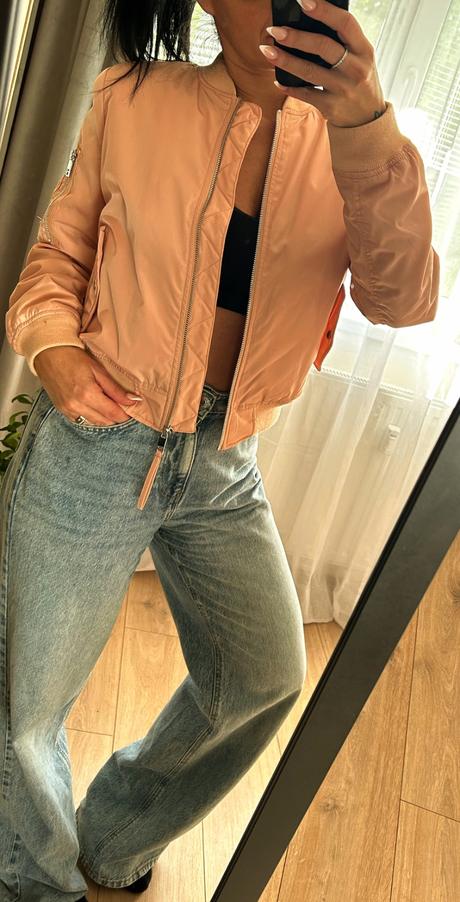 Dámska bomber bundička, reserved,36