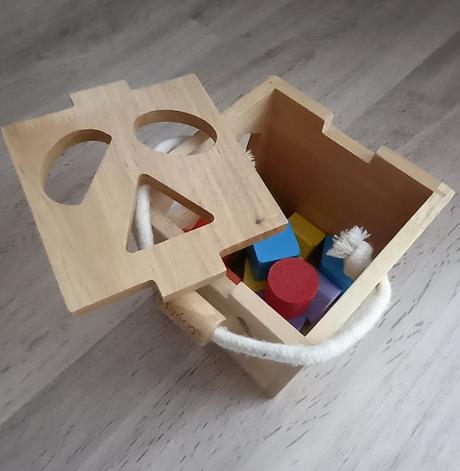 Vkladačka kocka jouéco,