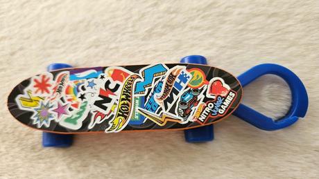 Privesok na kluce - skateboard 'hotwheels', 