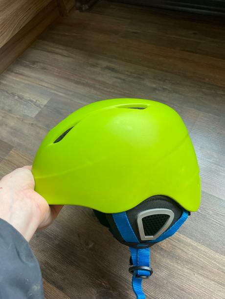 Prilba na lyže, snowboard, korčule, <70 cm