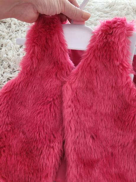 Ružová vesta, lupilu,98