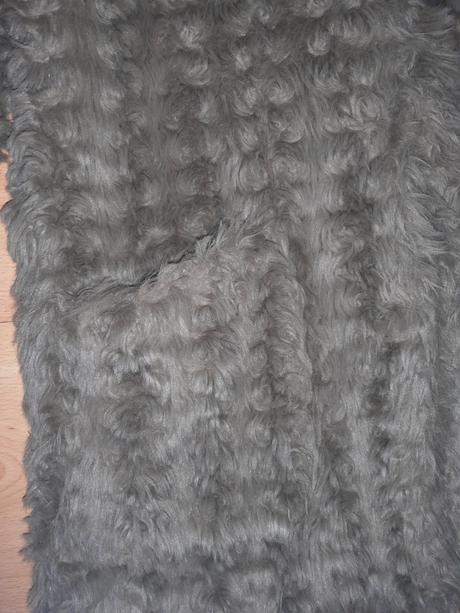 Kožúšok, new look,38