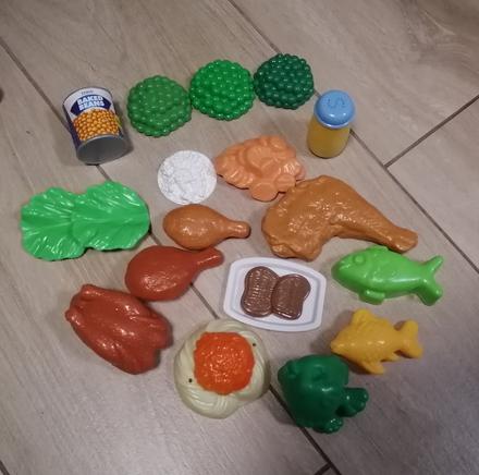 Plastové jedlo obed,