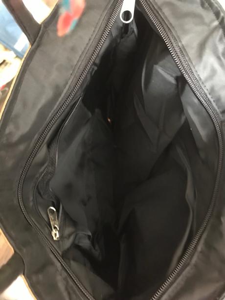 Kabelka vyšívaná,