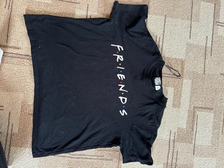 Trička , tielka, bundy, 40