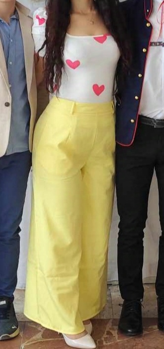 Siroke žlté nohavice, l