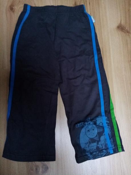 Pyžamo vláčik tomáš., 104