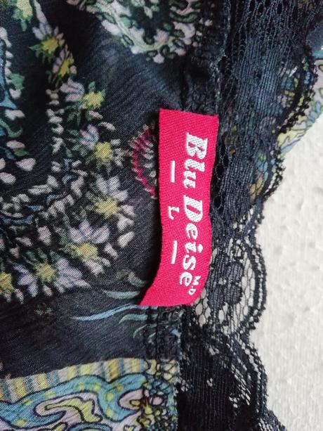 Dámska blúzka na ramienka., l