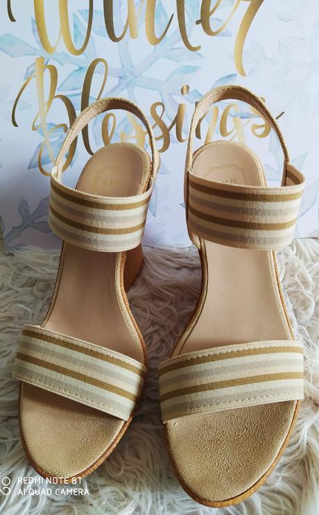 Sandále na platforme, 39