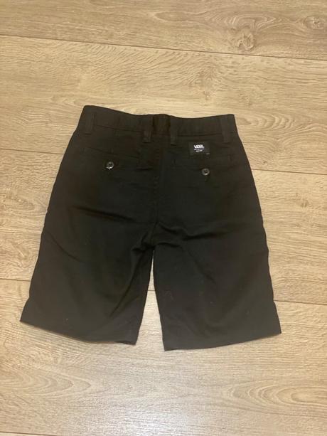 Krátke nohavice vans, armani,134