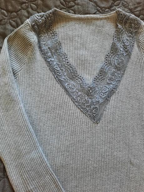 Pulover s čipkou, s