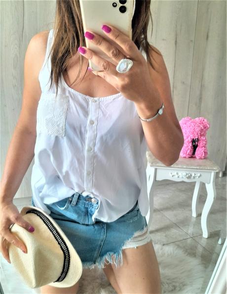 Top na gombíky s čipkou na chrbte-m, m