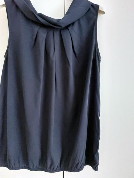 Sviatocná bluzka, 36