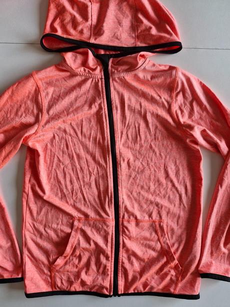 Športová mikina, 146