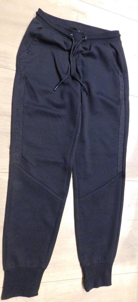 Čierne tepláky, crivit,xs