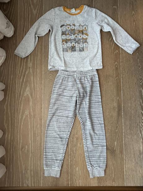 Pyžamo zn. boboli, 122