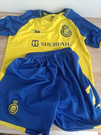 Dres + šortky, 158