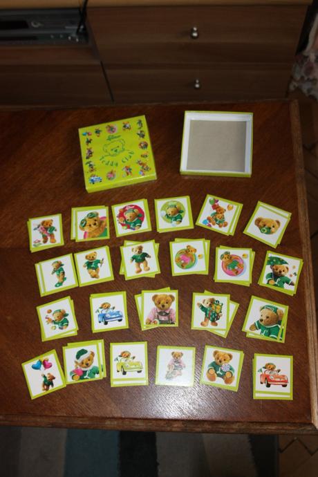 Pexeso plysovi mackovia,