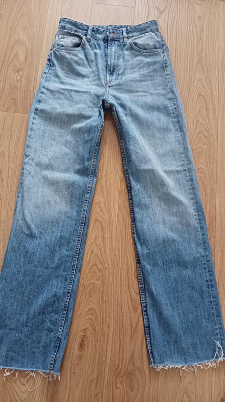 Perfektné štýlové rifle zara, zara,m