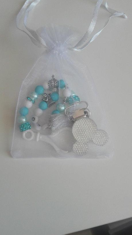 Retiazka na cumlík s menom, 