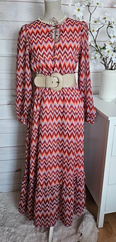 Krásne lahulinké šaty, sinsay,s