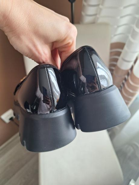 Poltopanky, mokasíny, 37