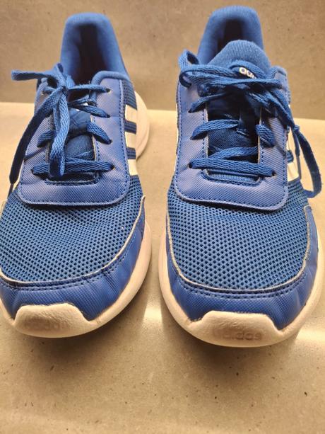 Adidas botasky velmi dobry stav, adidas,40