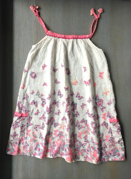 Kvetové a motylikové šaty, cubus,134