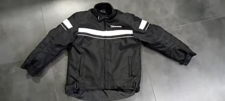 Bunda na motorku s poštou, 152