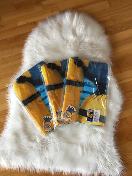 Plážová osuška mimoni.,