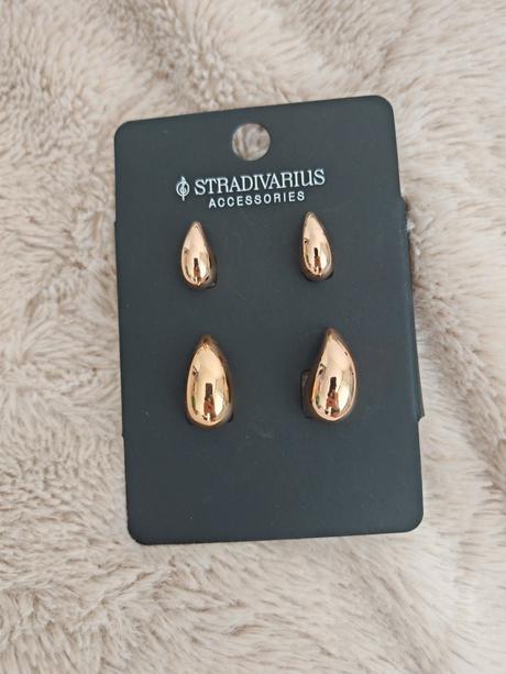 2 páry náušníc, stradivarius