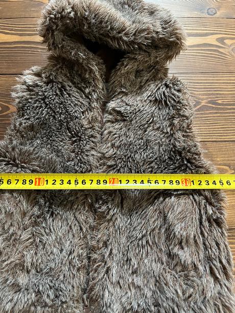 Chlpatá vesta, girl2girl,104