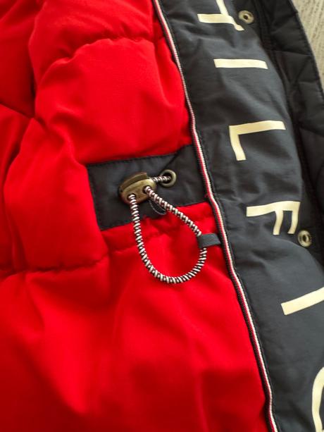 Zimna tepla bunda th, 140, sdopor. postou, tommy hilfiger,140