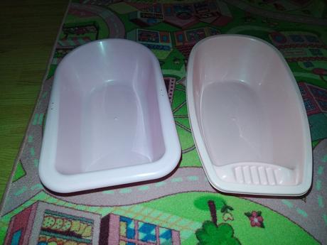 Vozík s doplnkami pre bábiky, 