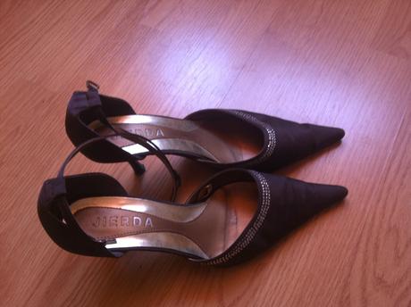 Hnedé lodičky s kamienkami, 37