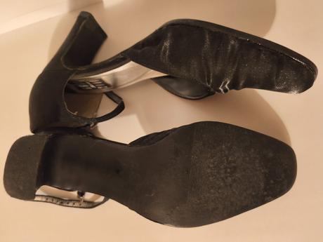 Spoločenské topánky, baťa,39