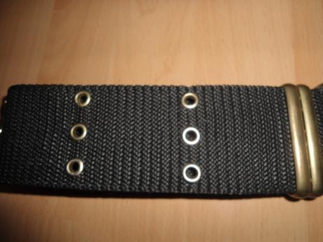 Nastavitelny cierny opasok, 