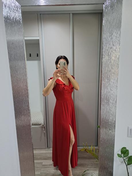 Spoločenské šaty, 40