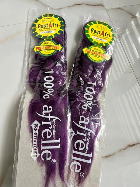 Kanekalon 100 jumbo braid zostrihaný grape crush, 