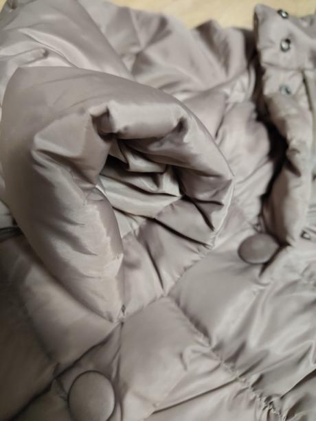 Predlzena zimna bunda benetton 128/134, benetton,134