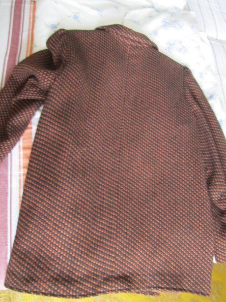 Hrubšie dámske sako--m/l, l